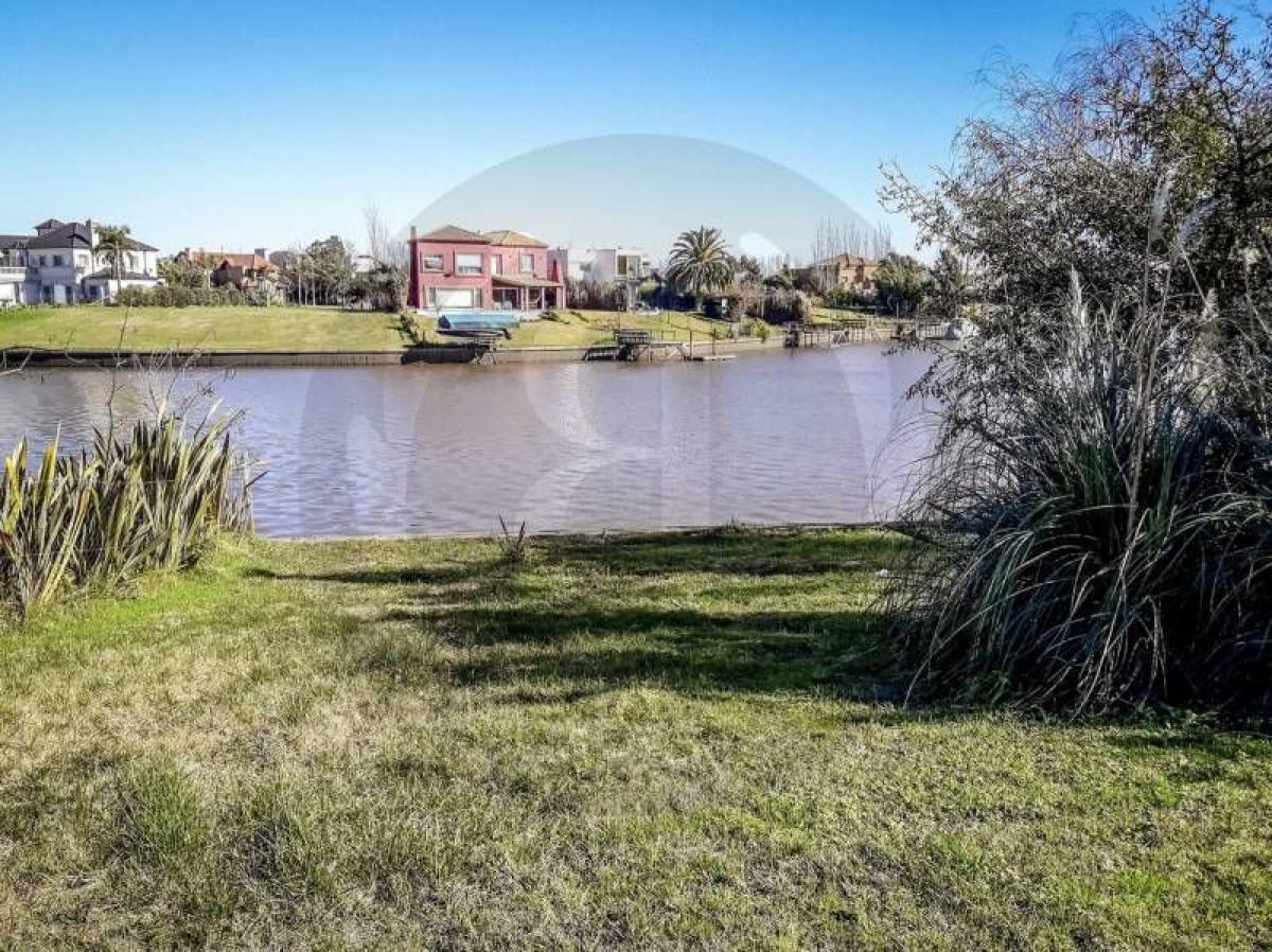 Terrain à Tigre, Argentina No. 112627