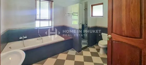 4 bedrooms House in Kathu, Thailand No. 61031 16