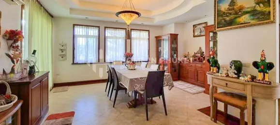 4 bedrooms House in Kathu, Thailand No. 61031 7