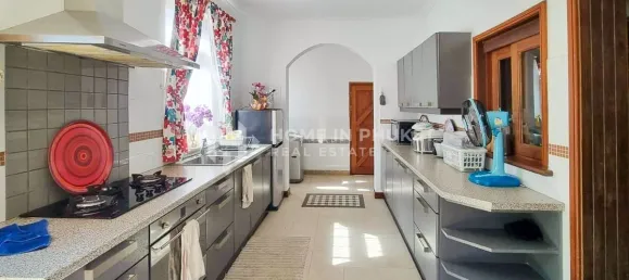 4 bedrooms House in Kathu, Thailand No. 61031 10