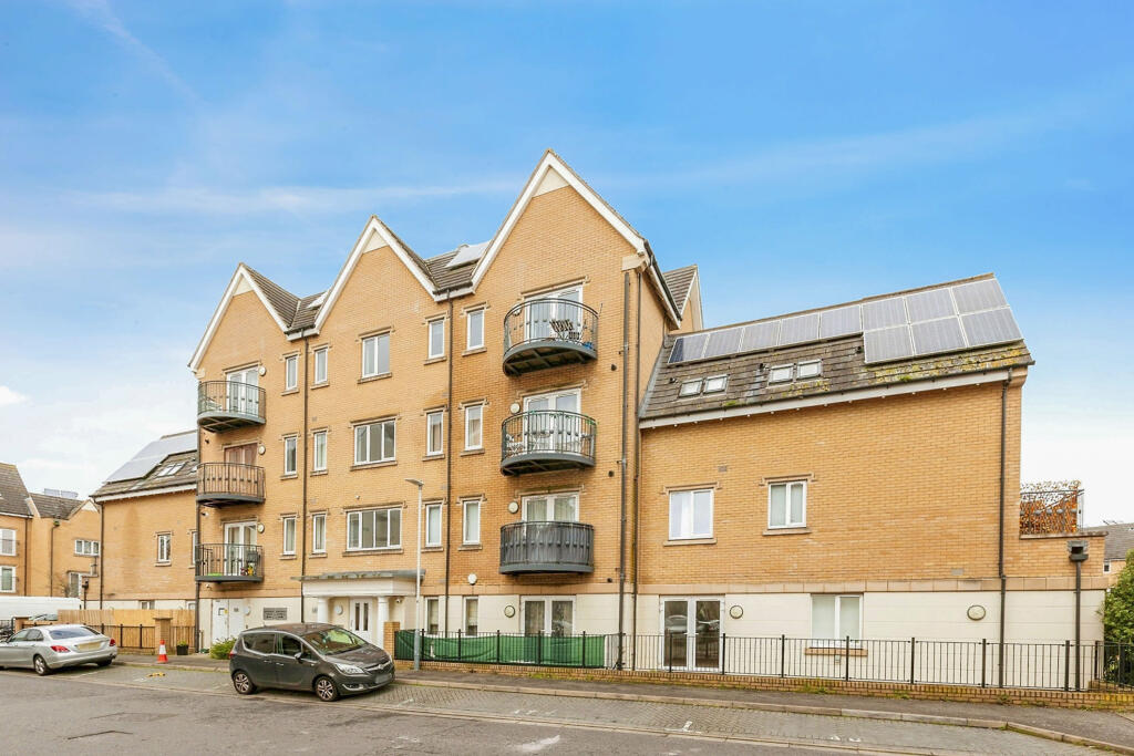 1 bedroom Apartment in Hayes, United Kingdom No. 6406