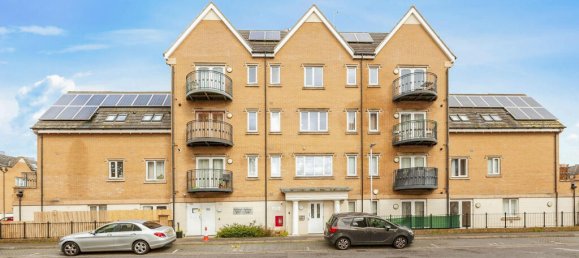 1 bedroom Apartment in Hayes, United Kingdom No. 6406 11