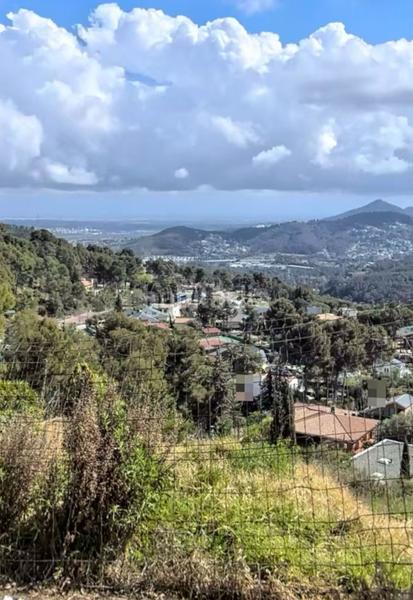 736m² Land in Palleja, Spain No. 139217