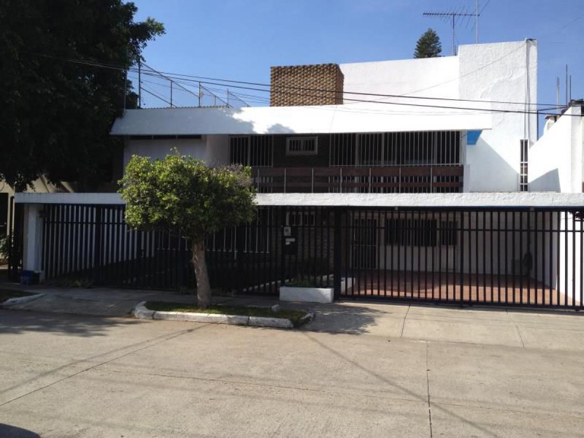 5 bedrooms House in Jalisco, Mexico No. 169097