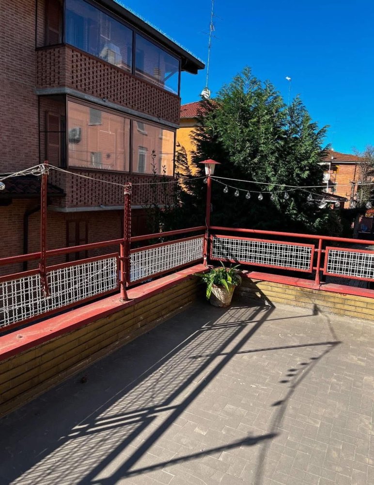 5 bedrooms House in Modena, Italy No. 337678