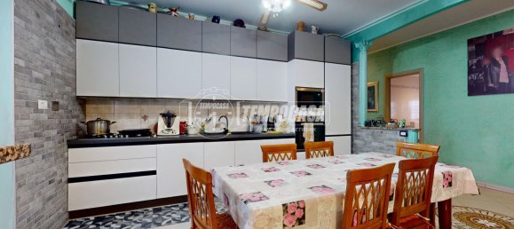 3 bedrooms Apartment in Rivoli, Italy No. 89228 14