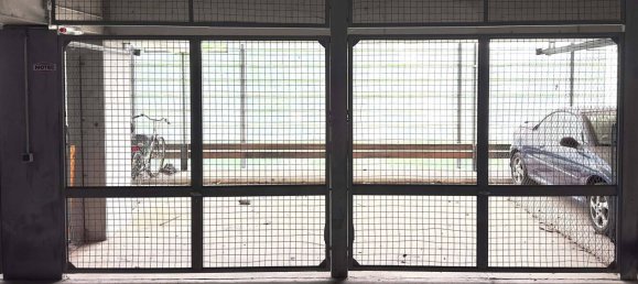  موقف سيارات في Munich, Germany رقم 200948 6