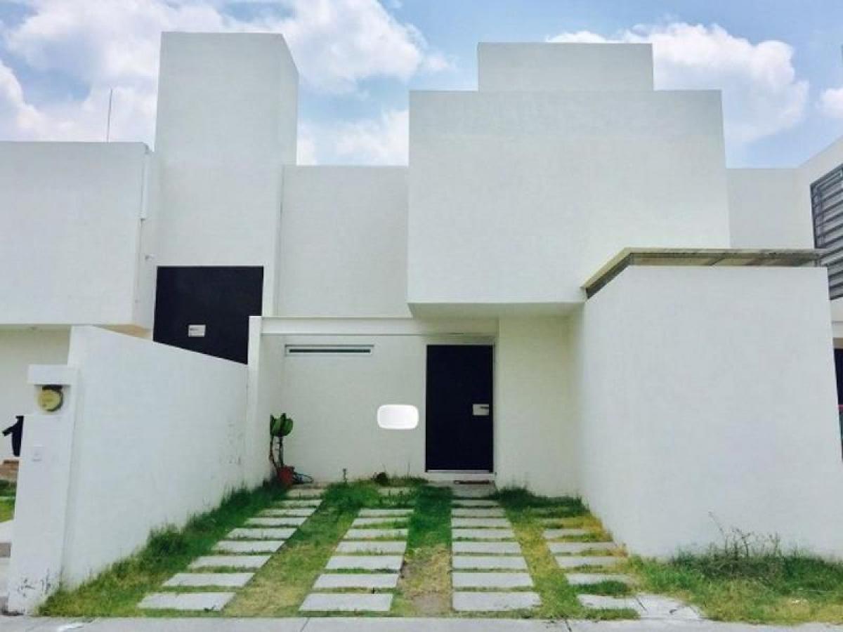 Casa de 3 dormitorios en Querétaro, Mexico No. 164861
