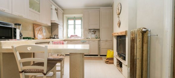 Квартира с 4 комнатами в Грандола эд Унити, Италия № 172190 19