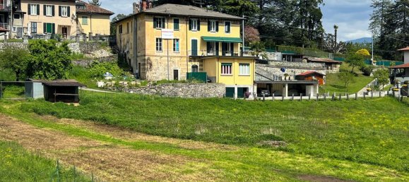 Квартира с 4 комнатами в Грандола эд Унити, Италия № 172190 3