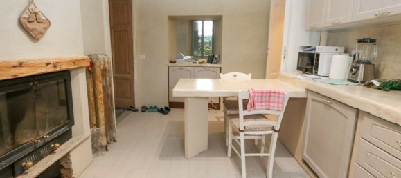 Квартира с 4 комнатами в Грандола эд Унити, Италия № 172190 10