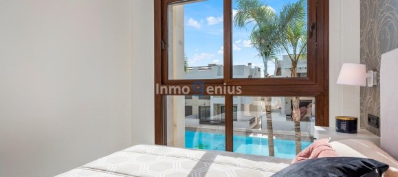 2 bedrooms Bungalow in Torrevieja, Spain No. 8746 9