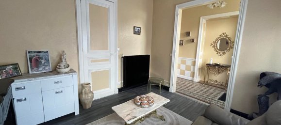 6 bedrooms House in Onnaing, France No. 74947 2