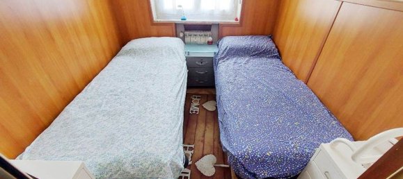 Квартира с 2 комнатами в Боргетто Санто Спирито, Италия № 261286 17