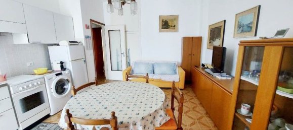 Квартира с 2 комнатами в Боргетто Санто Спирито, Италия № 261286 5