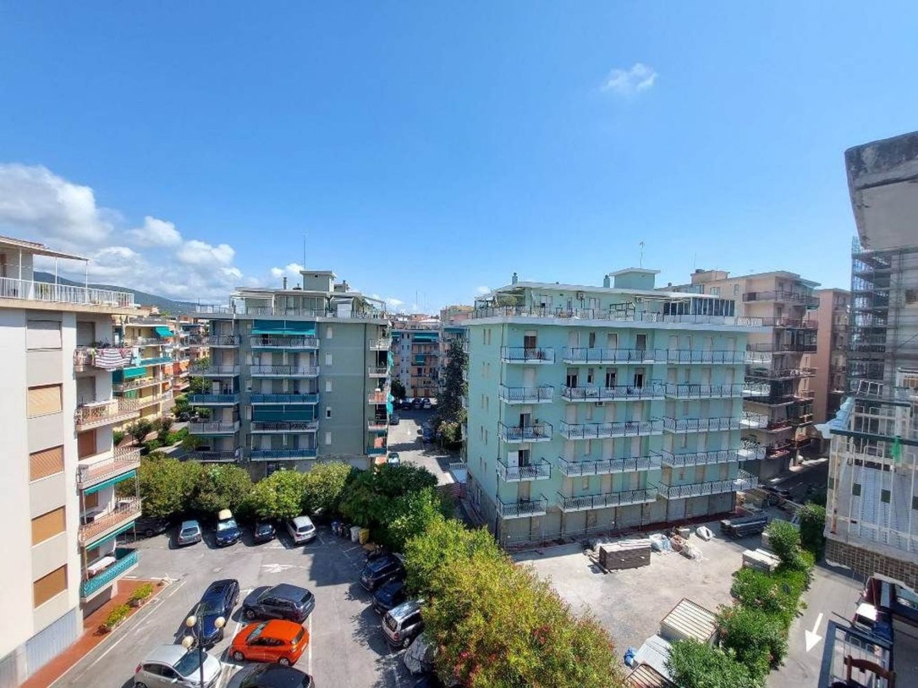 Квартира с 2 комнатами в Боргетто Санто Спирито, Италия № 261286