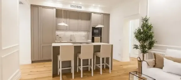 Apartamento de 3 dormitorios en Madrid, Spain No. 161665 12