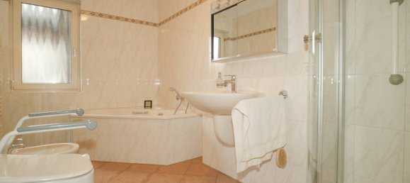 Дом с 6 комнатами в Северный Рейн-Вестфалия, Германия № 132468 7