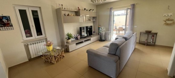 3 bedrooms Villa in Vitulazio, Italy No. 337851 27