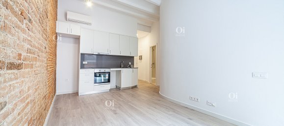 2 rooms Apartment in Barcelona, Spain No. 400 2