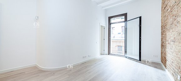 2 rooms Apartment in Barcelona, Spain No. 400 3