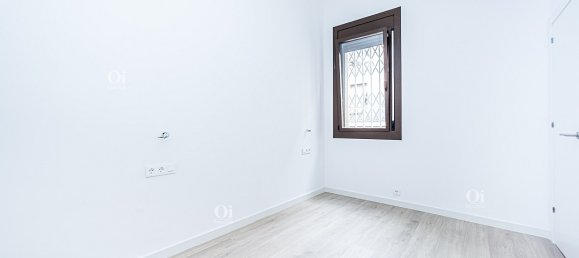 2 rooms Apartment in Barcelona, Spain No. 400 6