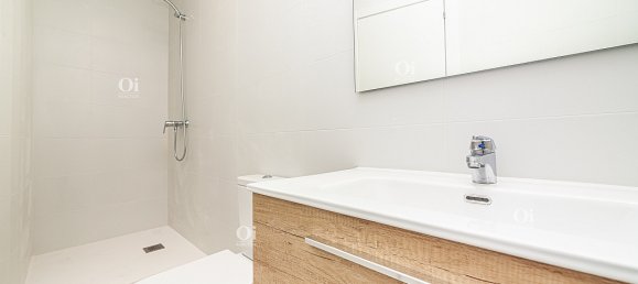 2 rooms Apartment in Barcelona, Spain No. 400 13