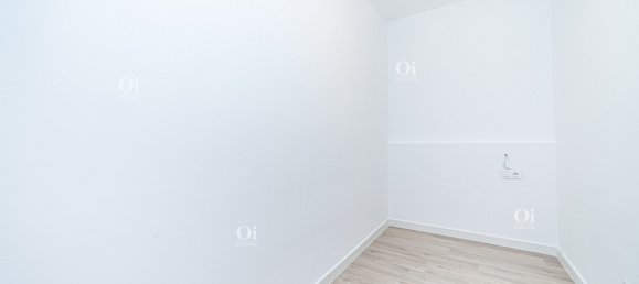 2 rooms Apartment in Barcelona, Spain No. 400 14