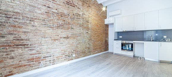 2 rooms Apartment in Barcelona, Spain No. 400 4