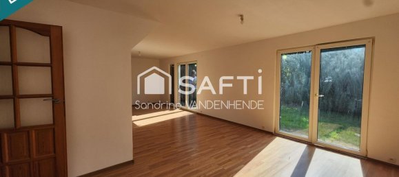 2 bedrooms House in Hirson, France No. 283711 3