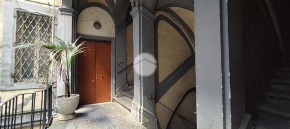 11 rooms Apartment in Naples, Italy No. 144867 9