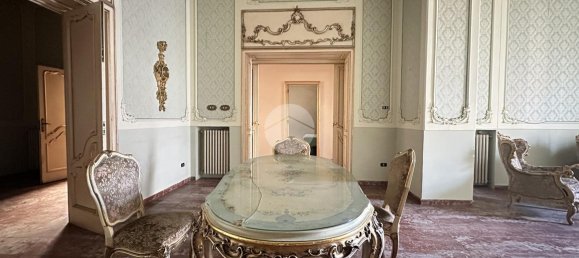 11 rooms Apartment in Naples, Italy No. 144867 11