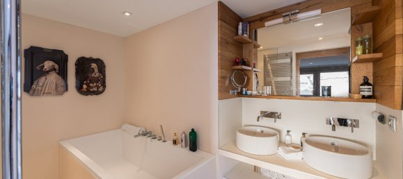 2 bedrooms Apartment in Les Belleville, France No. 1194 14