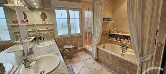 4 bedrooms House in Attin, France No. 159912 3