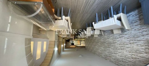  Cafe / restaurant in Saint Paul's Bay, Malta No. 13265 3