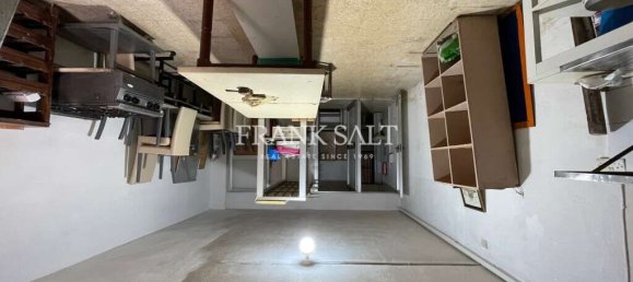  Cafe / restaurant in Saint Paul's Bay, Malta No. 13265 14