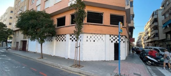 Gewerbliche Immobilien in Alicante, Spain 200m², Nr. 365299 12