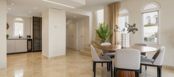 3 bedrooms Penthouse in Marbella, Spain No. 99318 9