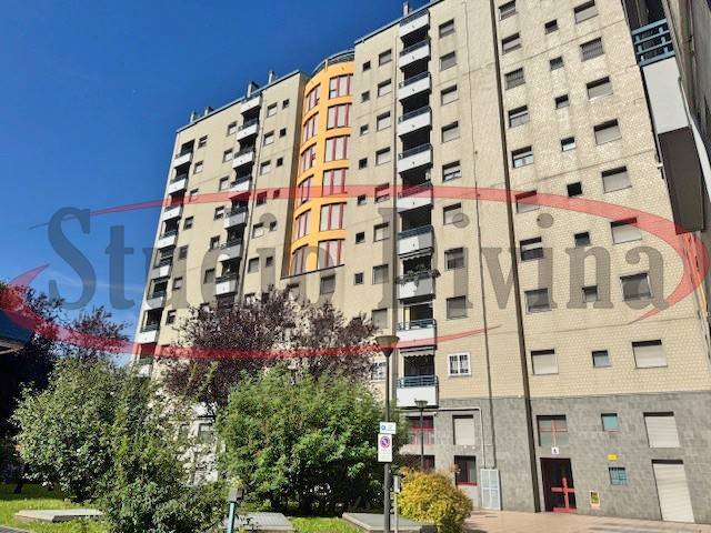 Apartamento de 2 dormitorios en Milan, Italy No. 340272