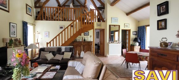 5 bedrooms House in Griselles, France No. 260365 2