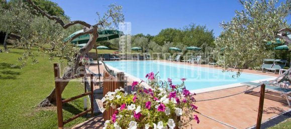 29 rooms Apartment in Barberino Tavarnelle, Italy No. 188806 25