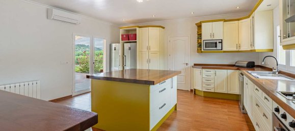 4 غرف نوم منزل في Alicante, Spain رقم 135935 16