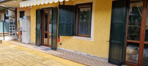 4 rooms Apartment in Calcinato, Italy No. 3391 20