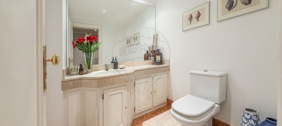 Studio in Lisbon, Portugal No. 102981 6