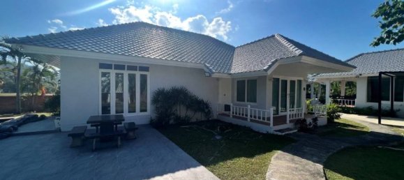 Вилла с 4 спальнями в Ча-ам, Таиланд № 26671 10