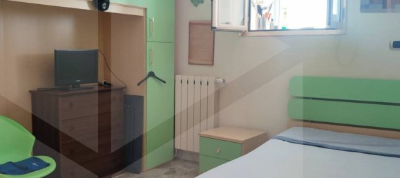 3غرفة شقة في Bari, Italy رقم 34318 11