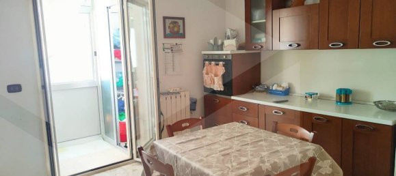 3غرفة شقة في Bari, Italy رقم 34318 23