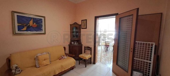 2 Schlafzimmer Wohnung in Petrosino, Italy, Nr. 328649 5