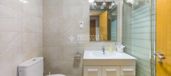 3 bedrooms Apartment in Madrid, Spain No. 175572 4