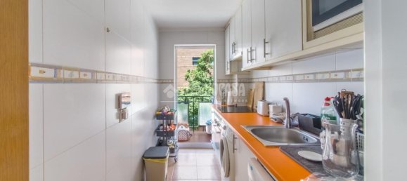 3 bedrooms Apartment in Madrid, Spain No. 175572 14